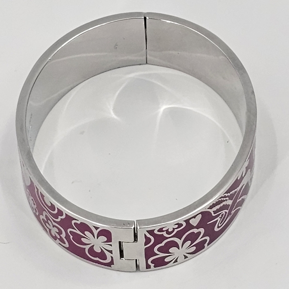 Johnny Was Small Love Hinge Bracelet - Picture 4 of 8